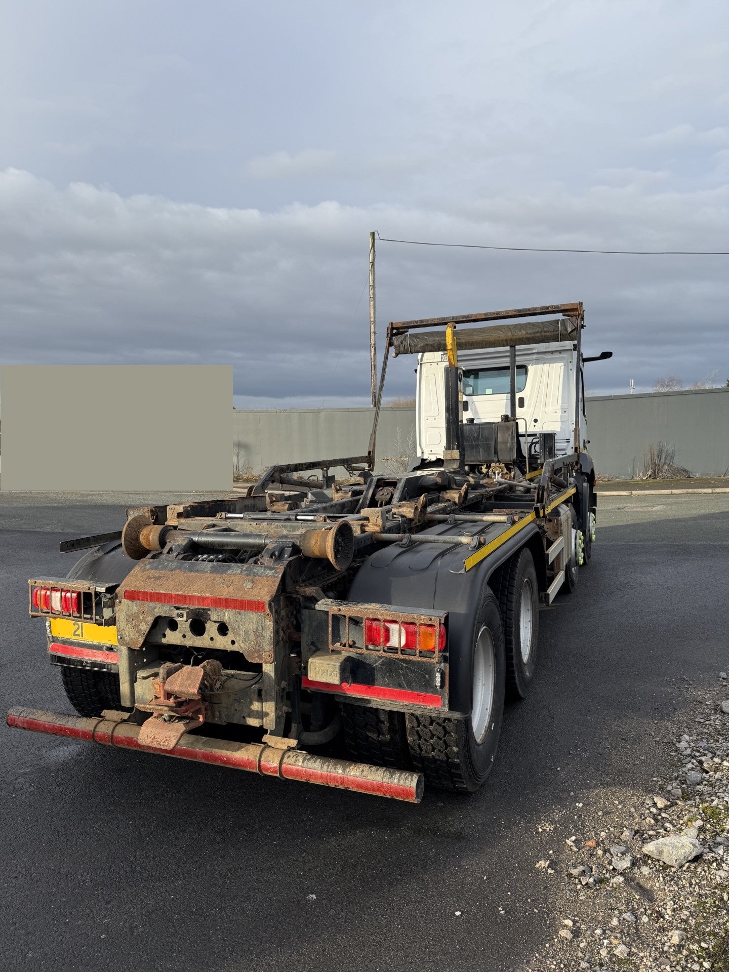 MERCEDES HOOKLOADER ( 2021 )