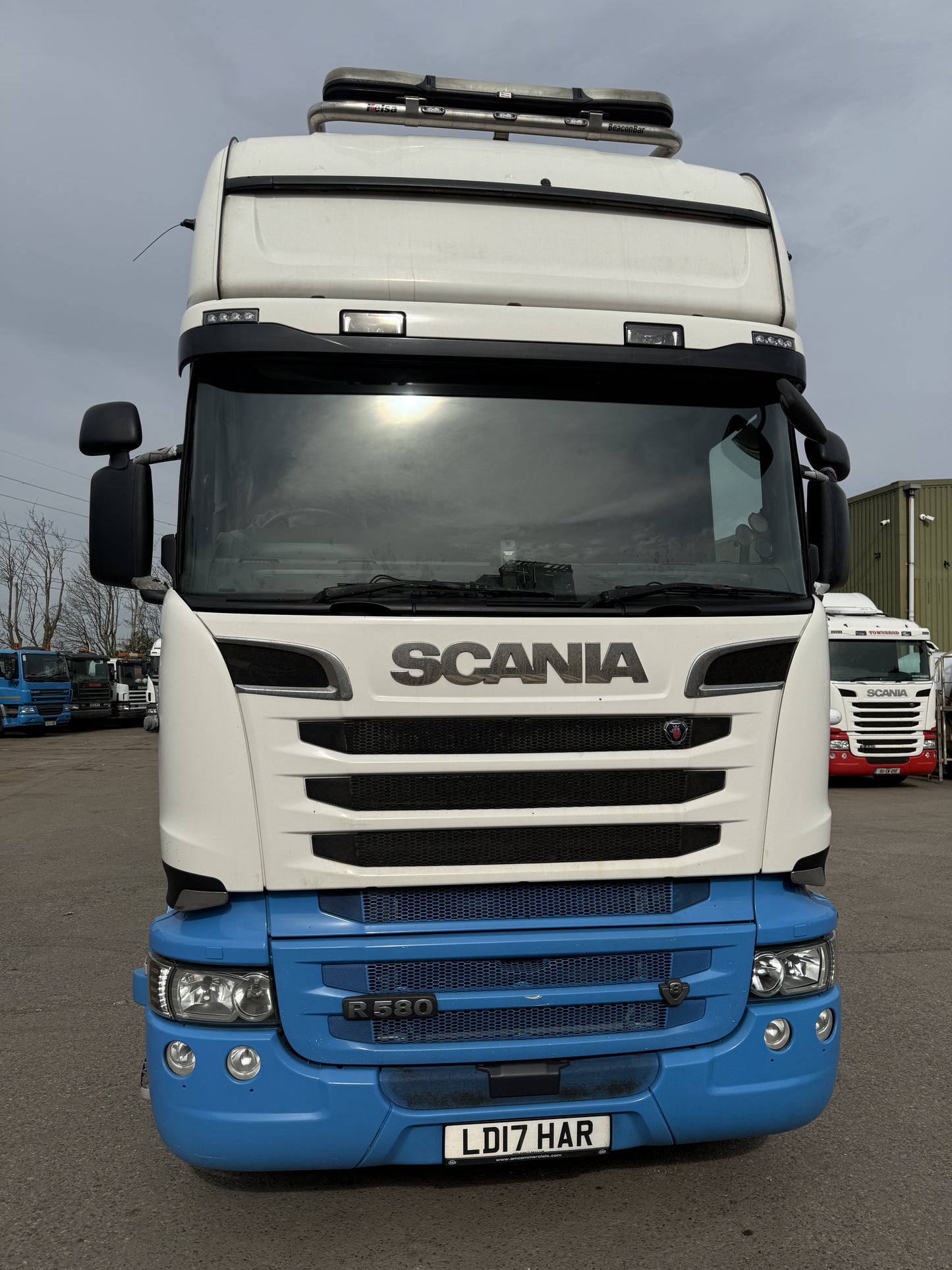 SCANIA R520 V8 TRACTOR UNIT ( 2017 )