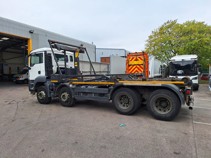 Man hookloader ( 2020 )